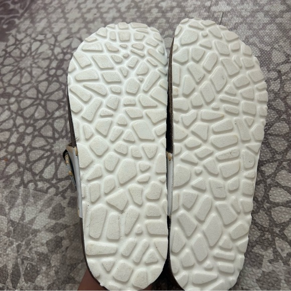 A. Giannetti white leather sandals size 8- made in Italy - Picture 3 of 4